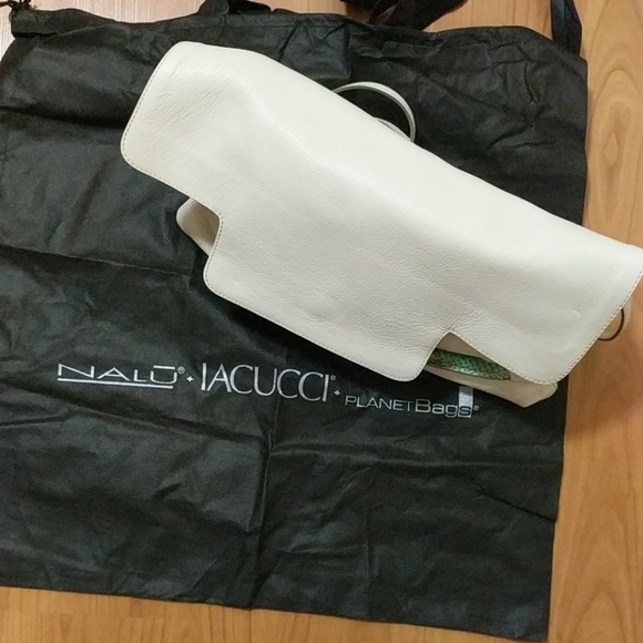 IACUCCI Italian Shoulder Bag - Picture 7 of 7